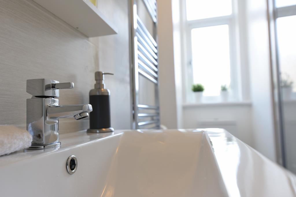 Royal Mile Apartment Edinburgh Bagian luar foto