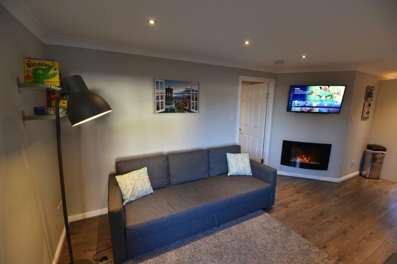 Royal Mile Apartment Edinburgh Bagian luar foto
